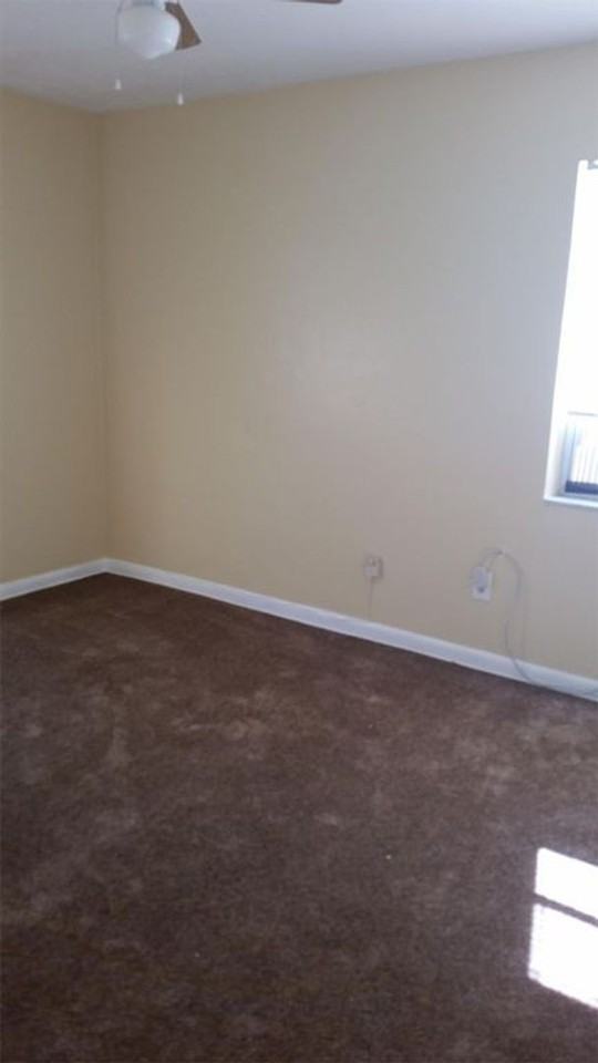 1110 Cobblestone Ave - Photo 3 of 5
