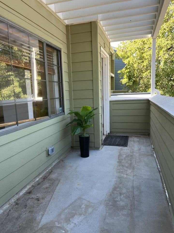 3473 28th St #13 - Photo 2 of 31