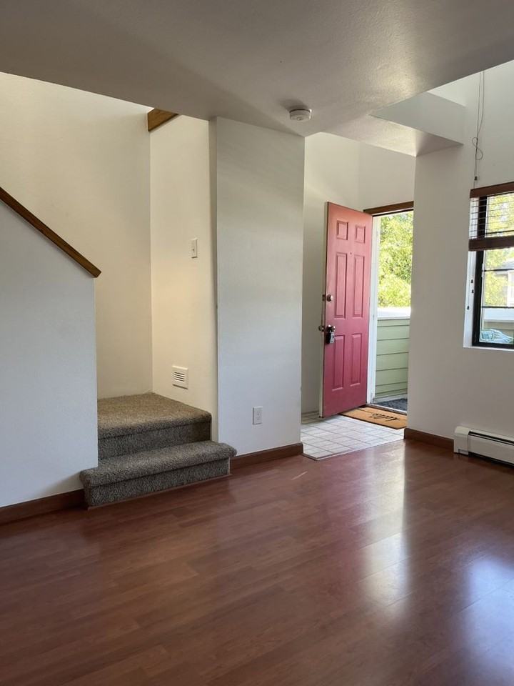 3473 28th St #13 - Photo 3 of 31