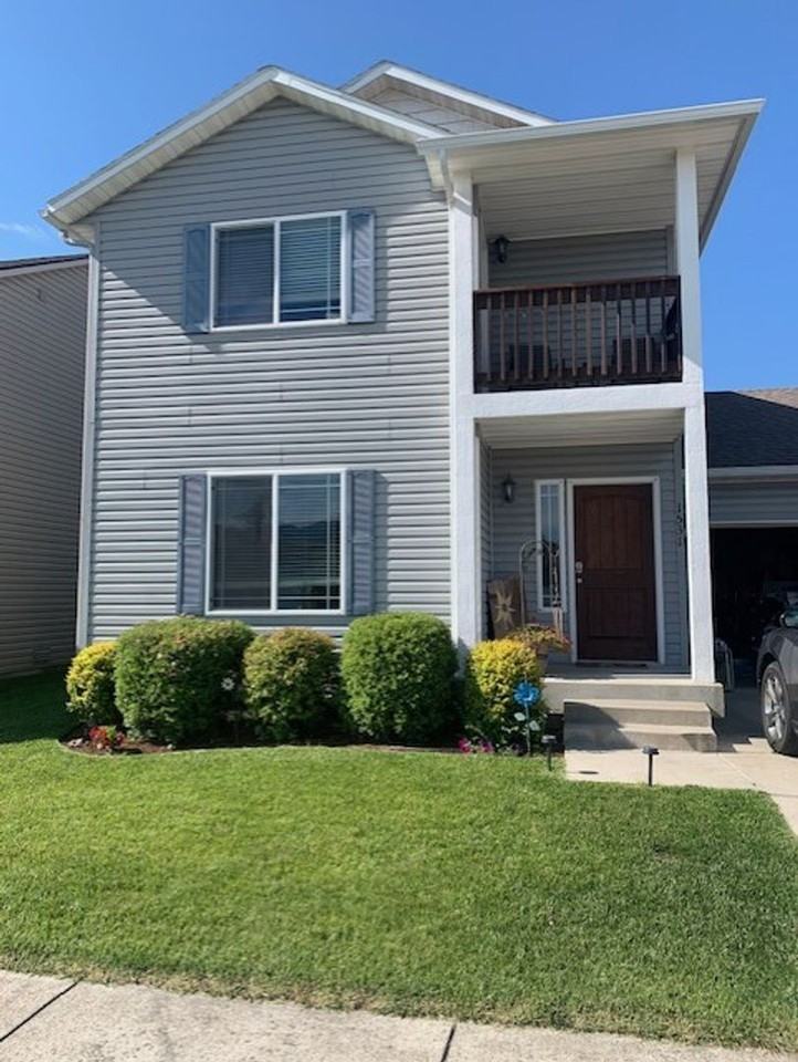 1531 E Crossing Ave - Photo 2 of 12
