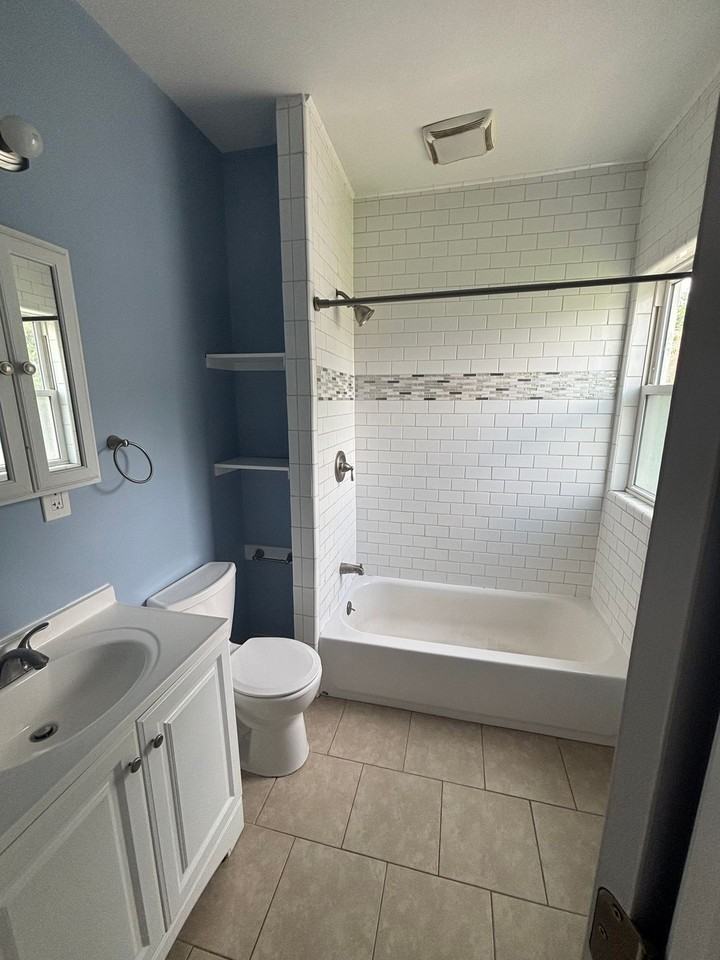 4172 Galbraith - Photo 6 of 8