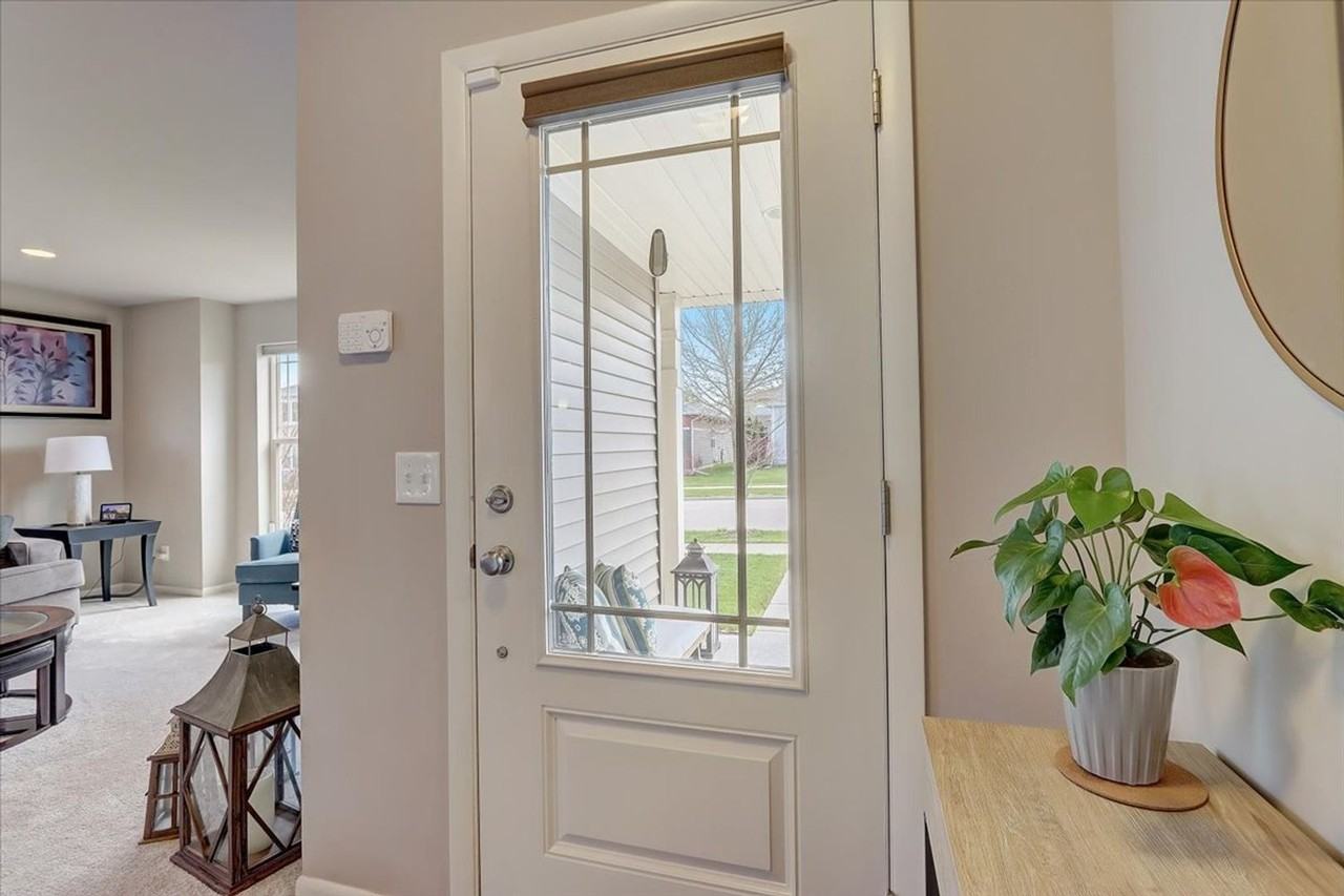 514 Pluto St - Photo 6 of 50