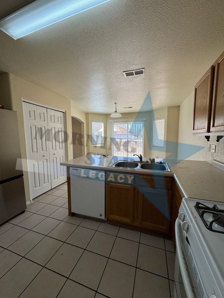 5000 Kyler Rd - Photo 7 of 25