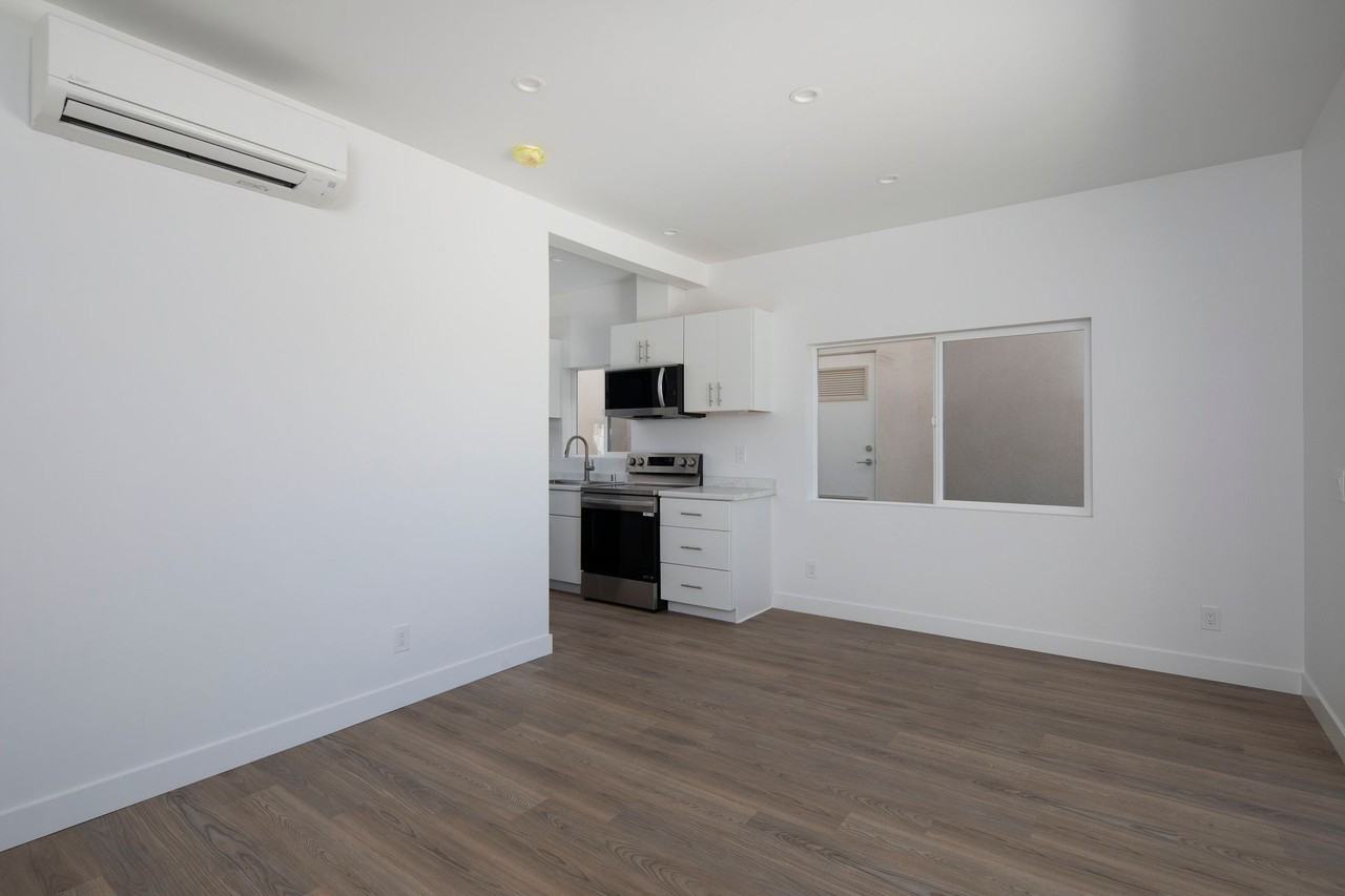 4228 Feather Avenue - Photo 2 of 14