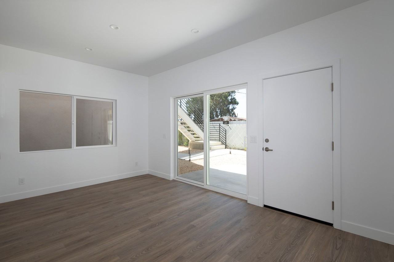 4228 Feather Avenue - Photo 3 of 14