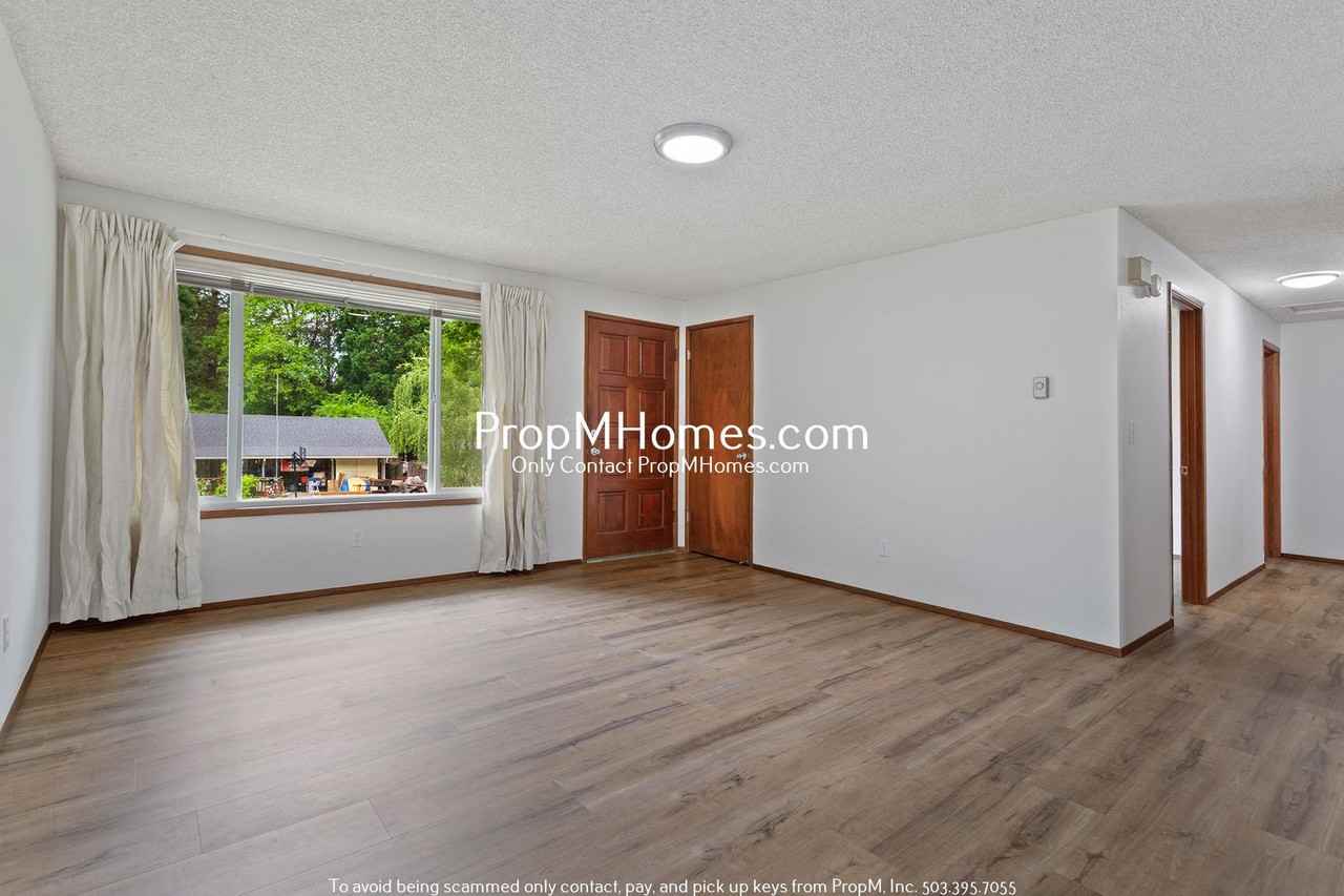 5870 Sw 192nd Ave - Photo 3 of 24