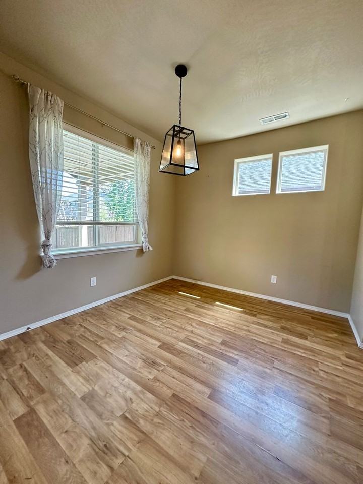 61158 Teton Ln - Photo 4 of 11