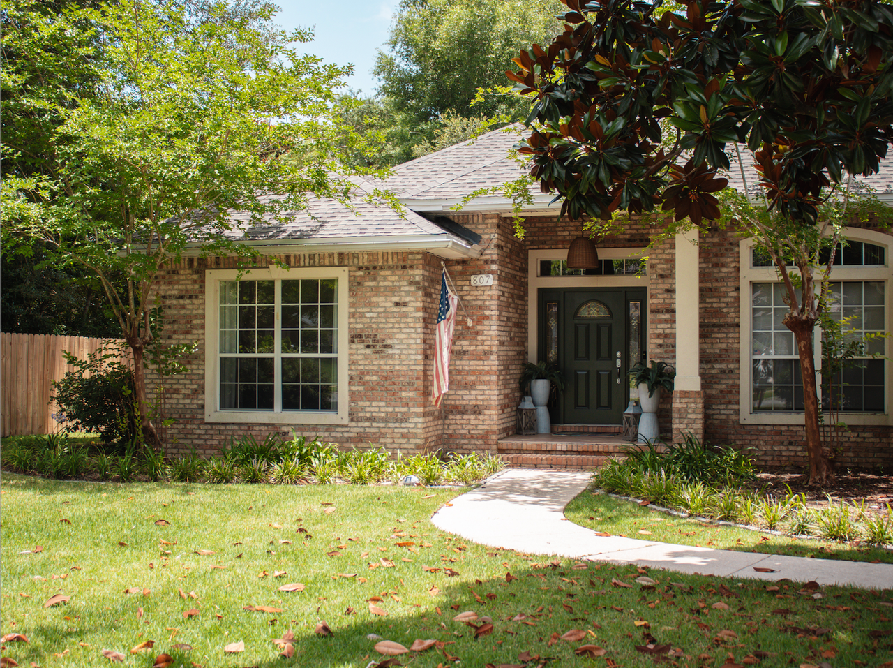 807 Coldwater Creek Cir - Photo 2 of 32