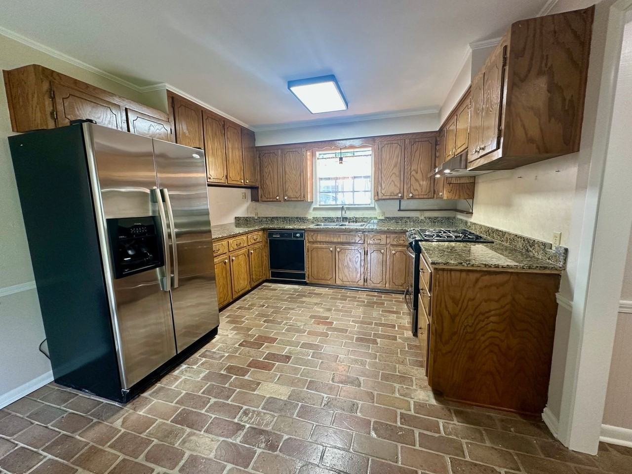 1131 E Bonnie St - Photo 2 of 23