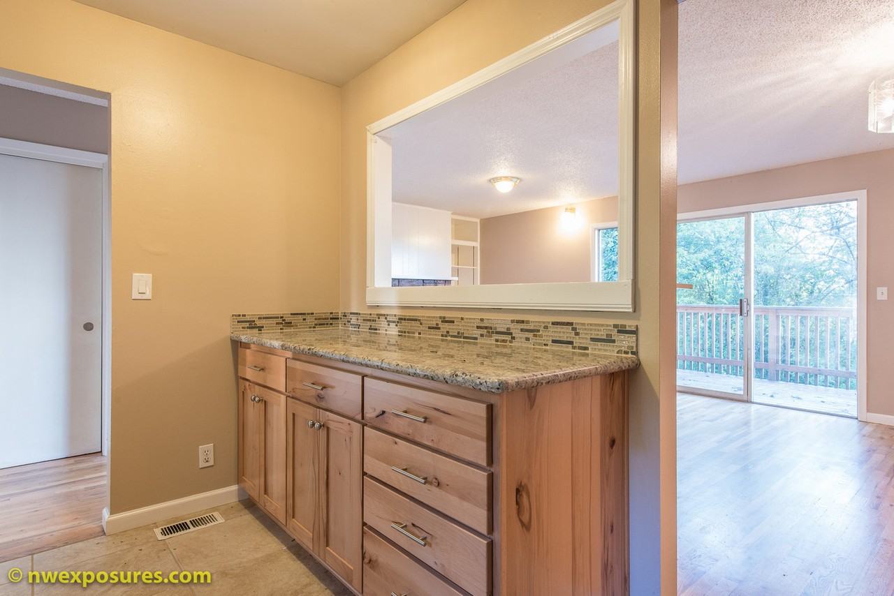 12025 Sw 64th Ave - Photo 6 of 18