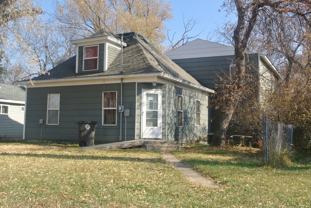 206 2nd St E - Photo 1 of 1