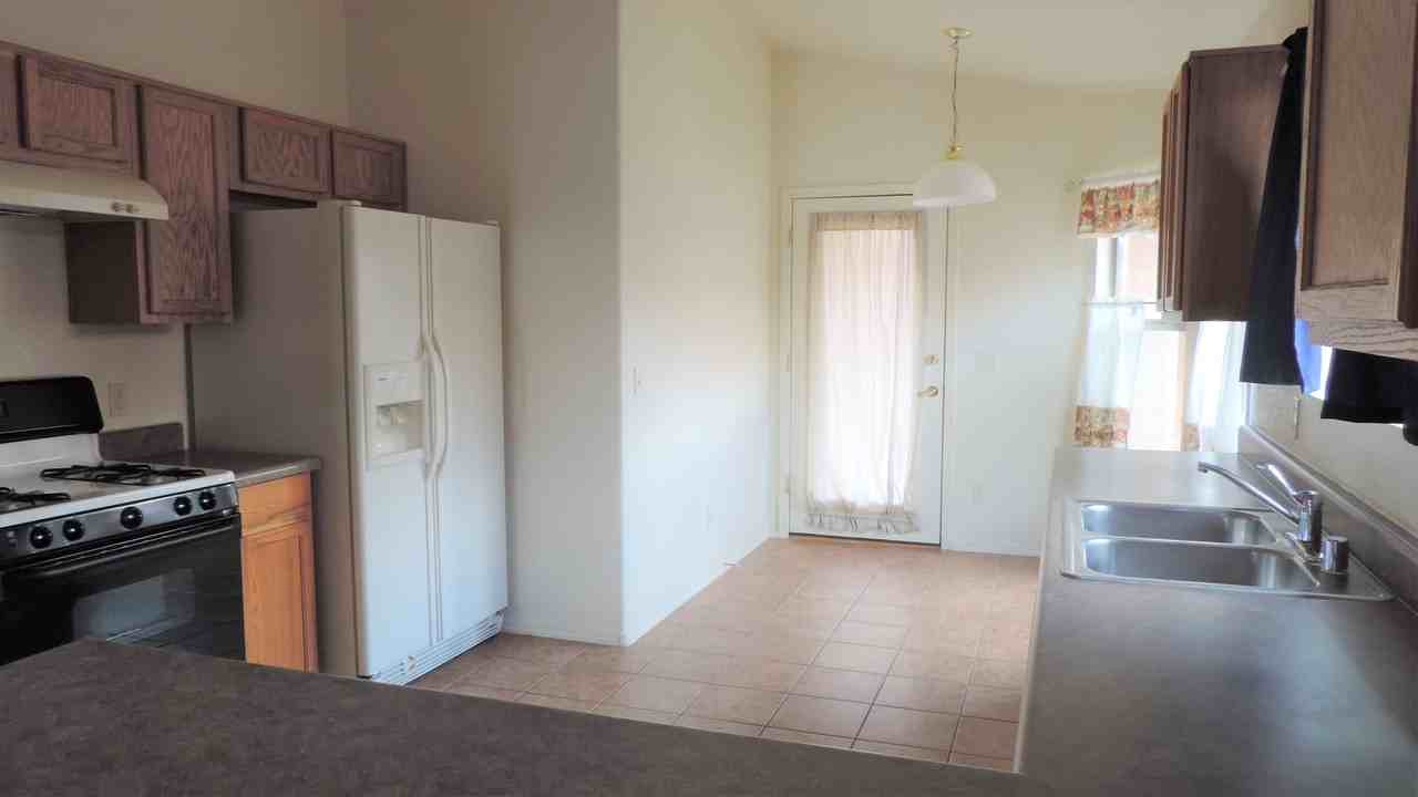 954 Escondido Dr - Photo 5 of 19