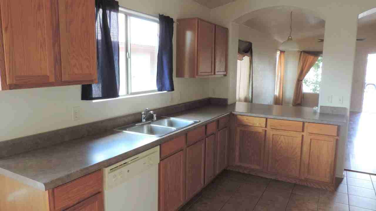 954 Escondido Dr - Photo 6 of 19