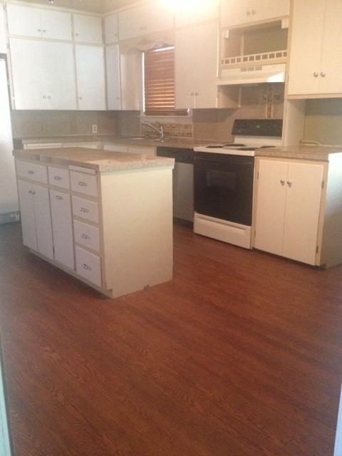 600 E 14th St - Photo 3 of 27