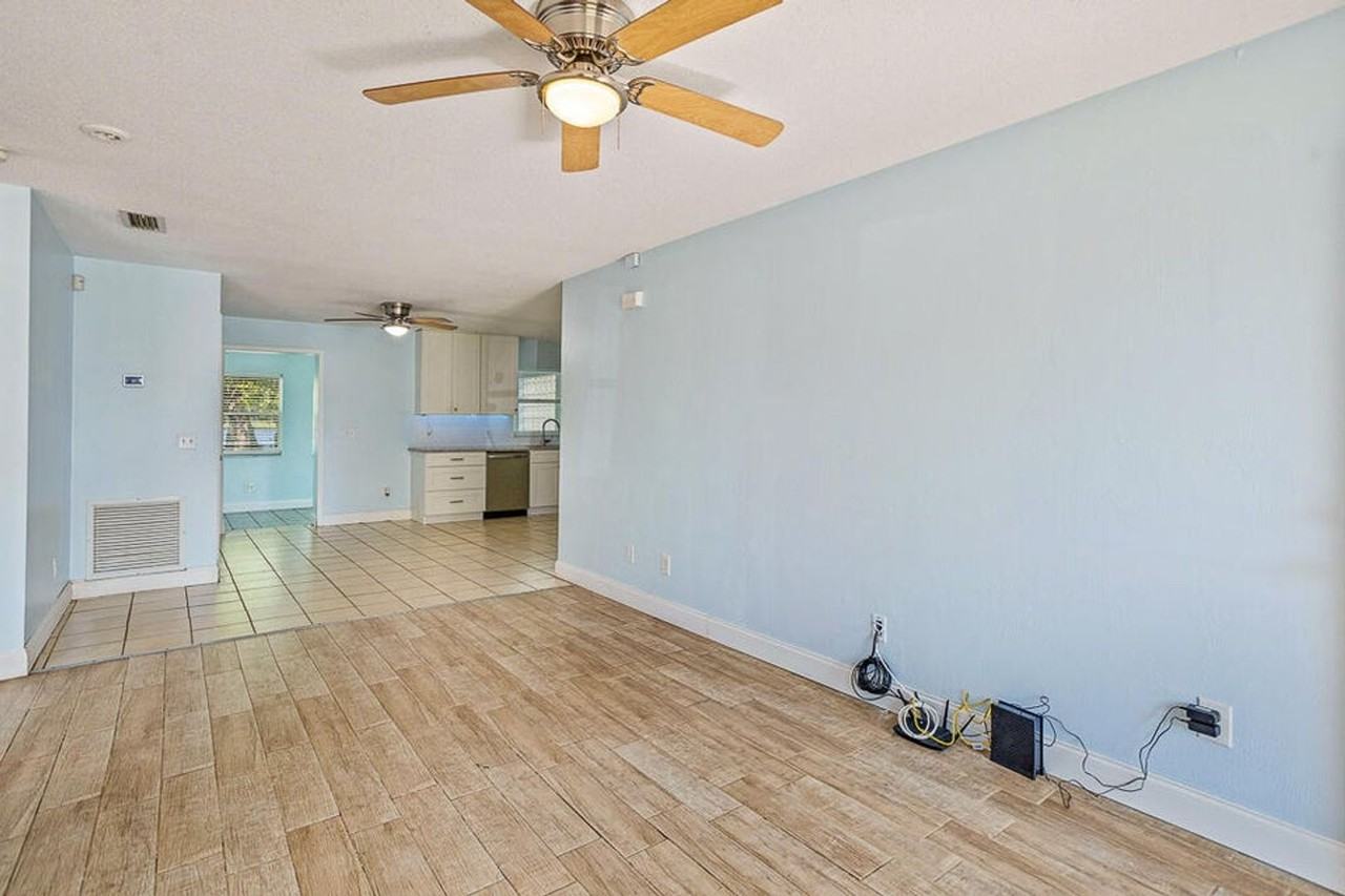 517 Fulton St - Photo 3 of 12