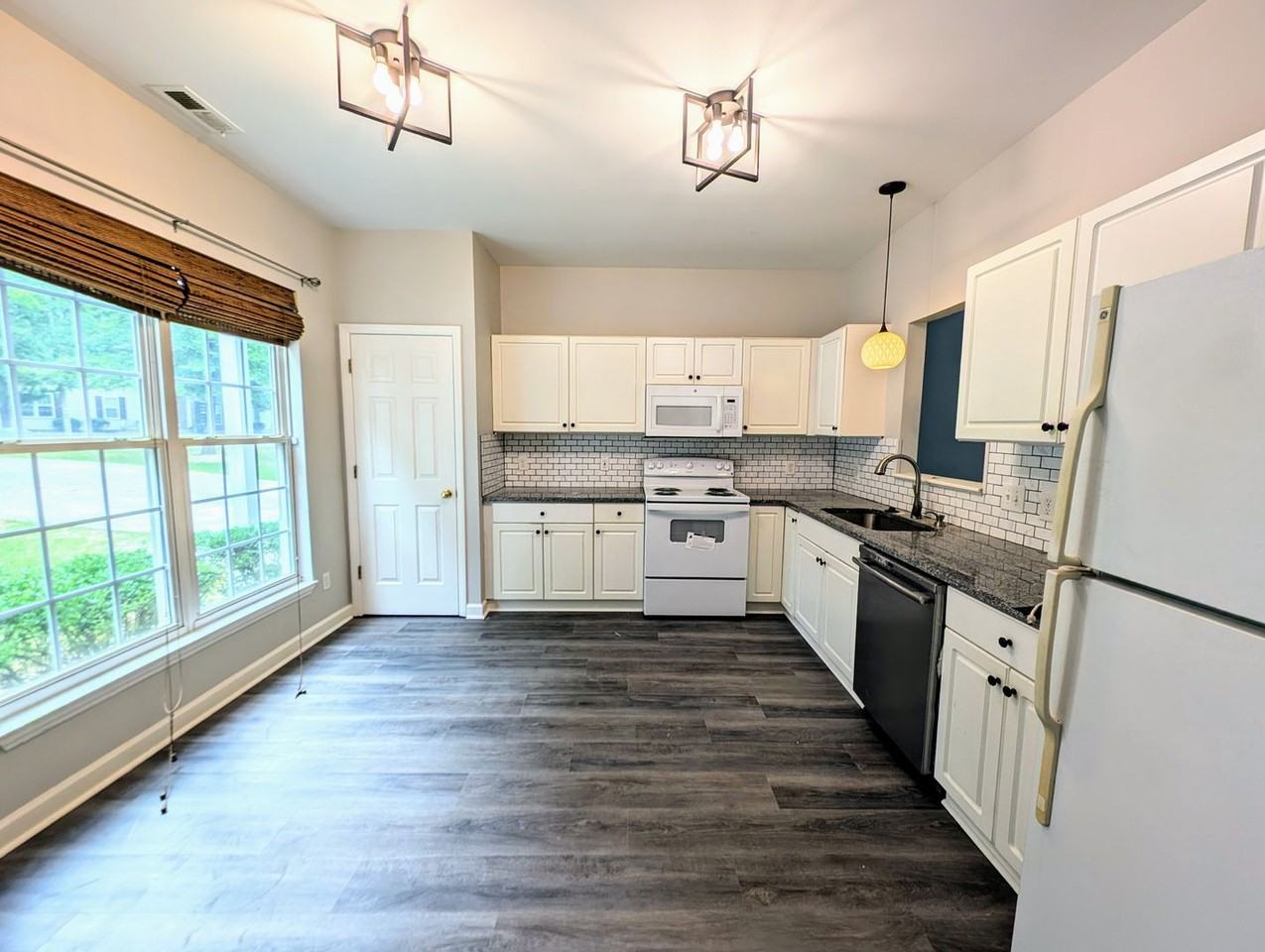 5804 Neuse Wood Dr - Photo 2 of 12