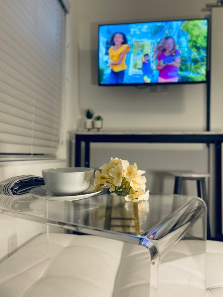 1201 Pennsylvania Avenue - Photo 4 of 32