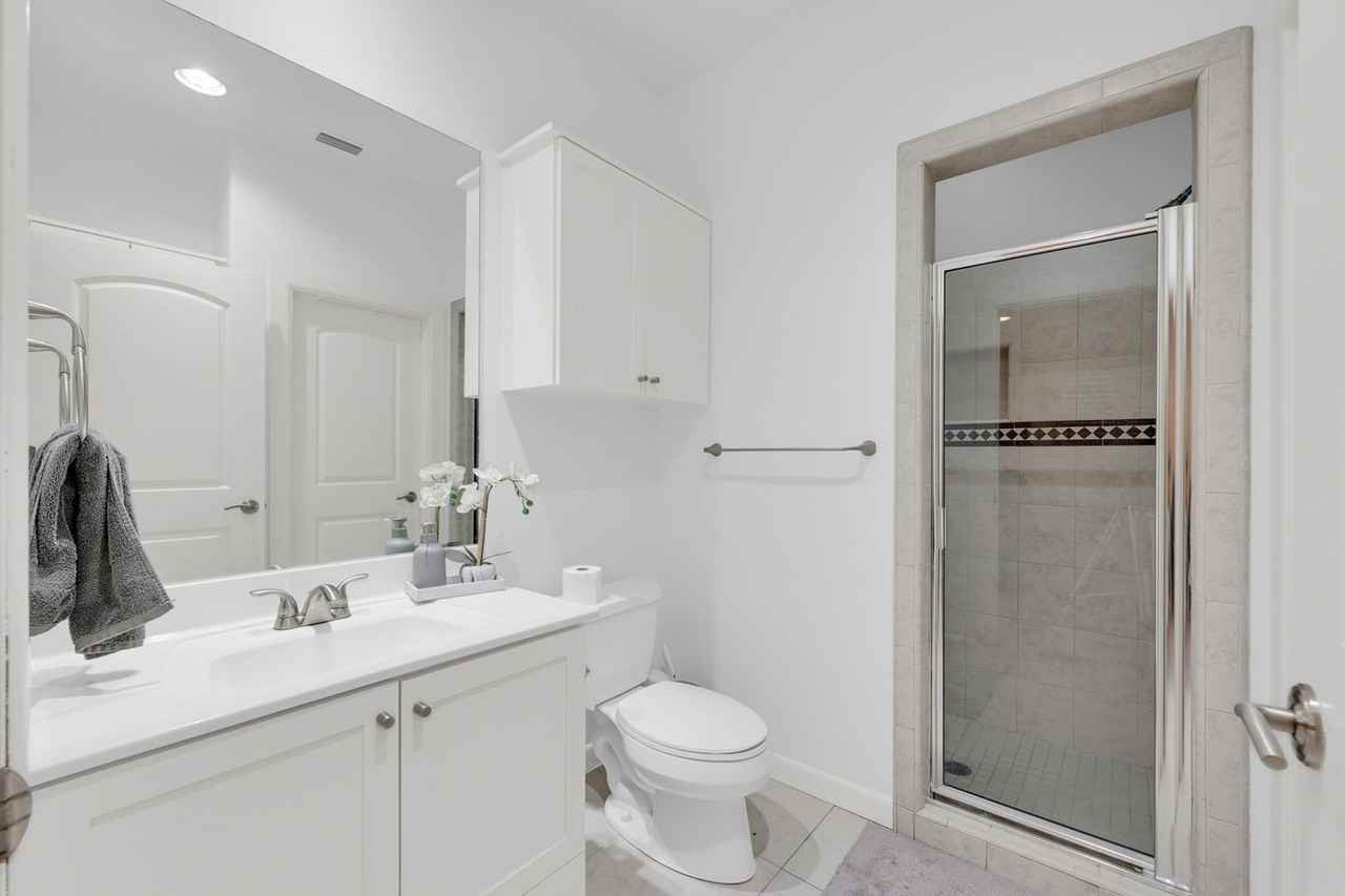 612 E Thornhill Ave - Photo 7 of 21