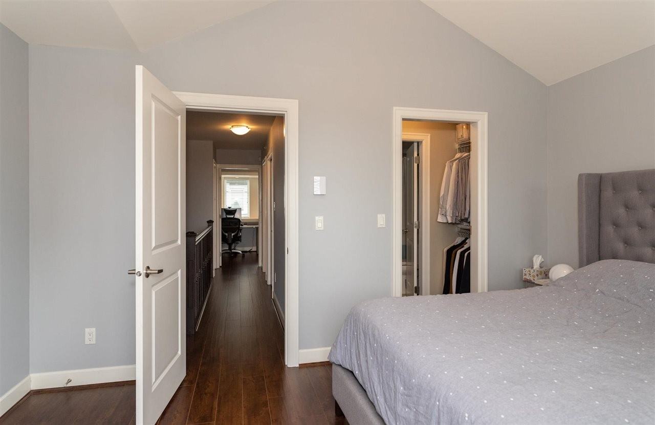 423 8th Street #205 - Photo 3 of 6