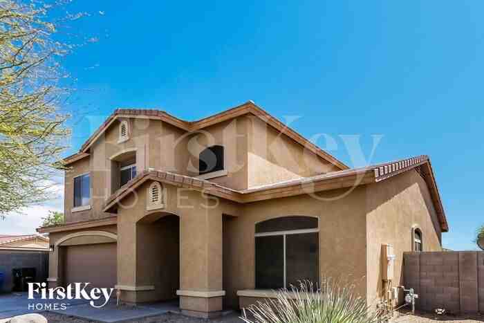 5221 S 53rd Ave - Photo 2 of 15