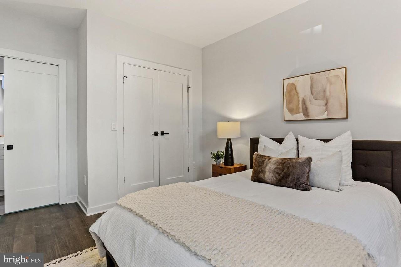 2612 University Pl Nw #1 - Photo 4 of 20