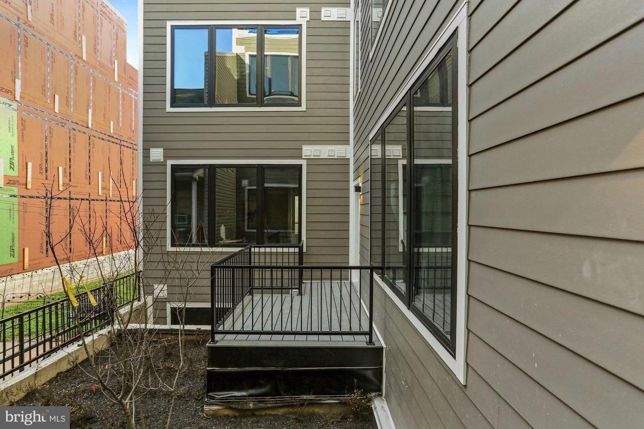 2612 University Pl Nw #1 - Photo 6 of 20