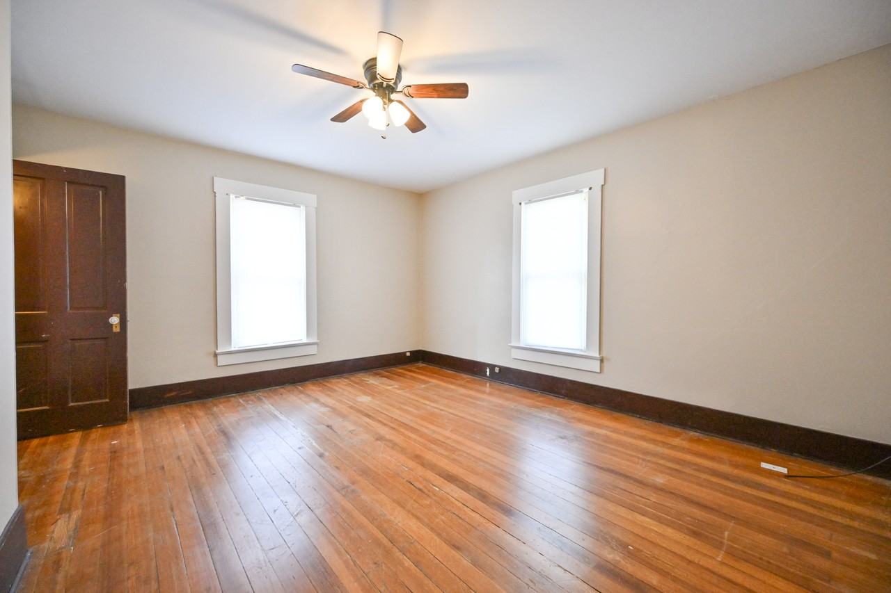 328 Glenn Ave #NA - Photo 2 of 18