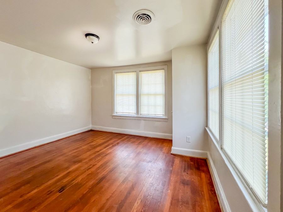 302 Elm St #NA - Photo 6 of 11