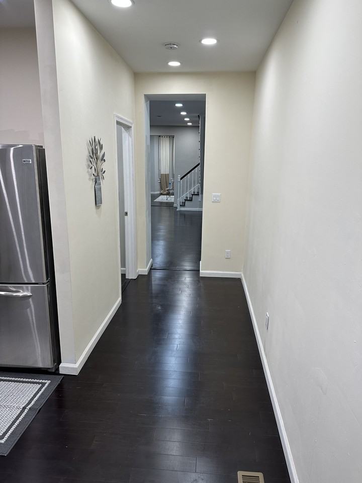 38 Rhode Island Ave Nw #NA - Photo 5 of 25