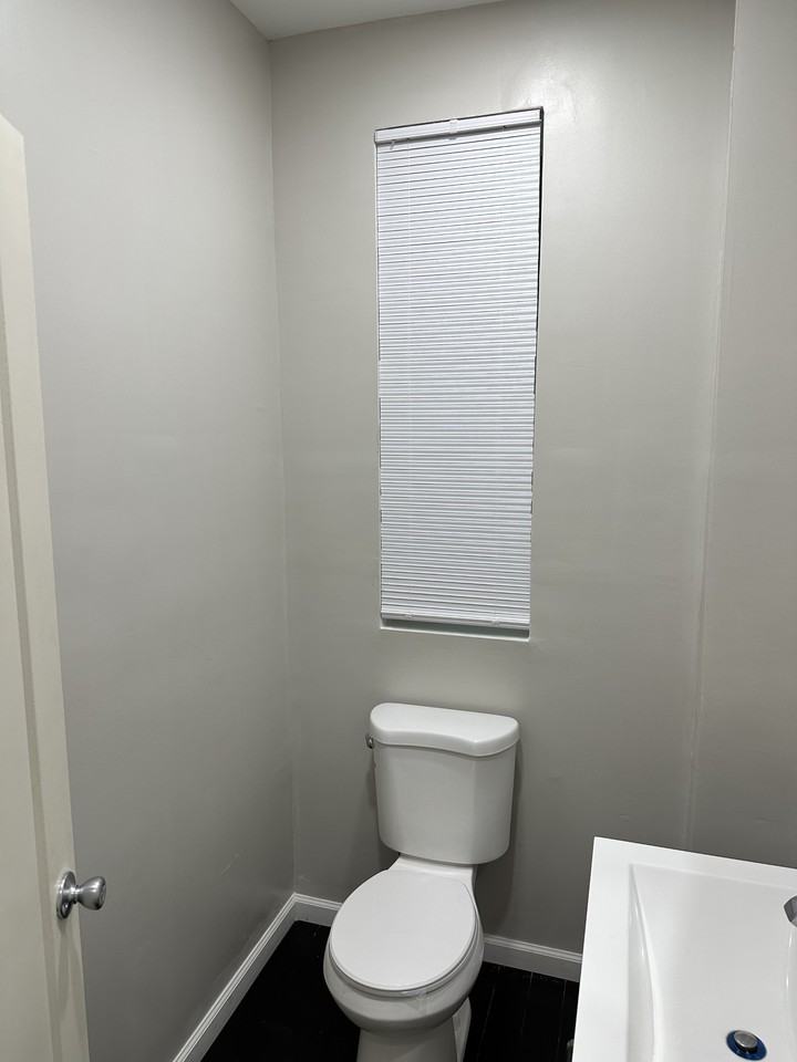 38 Rhode Island Ave Nw #NA - Photo 6 of 25
