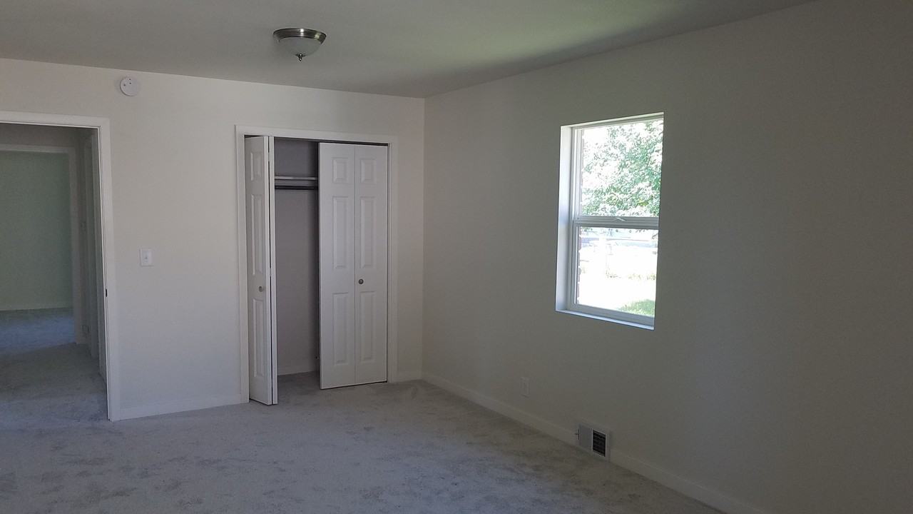 4224 W Chicago St #NA - Photo 5 of 22