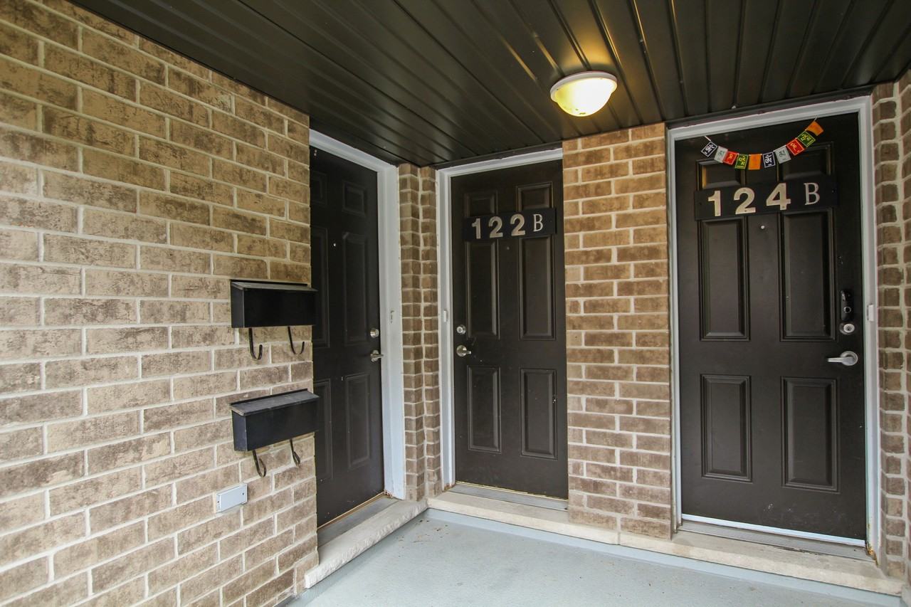 122 Lindenshade Drive #B - Photo 2 of 26