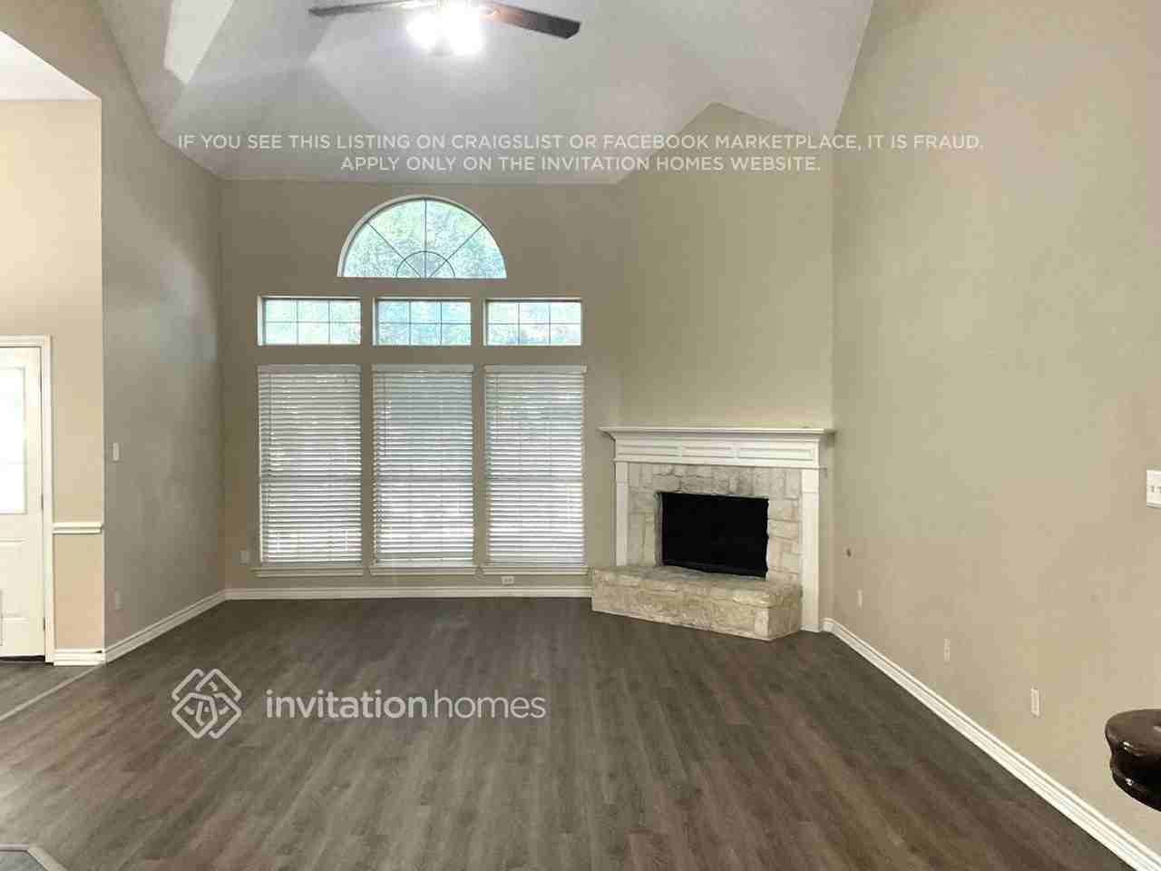 7104 Top Rail Run - Photo 3 of 16