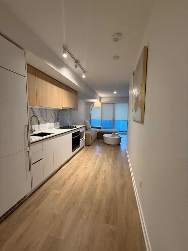 1100 Sheppard Avenue West #803 - Photo 3 of 19