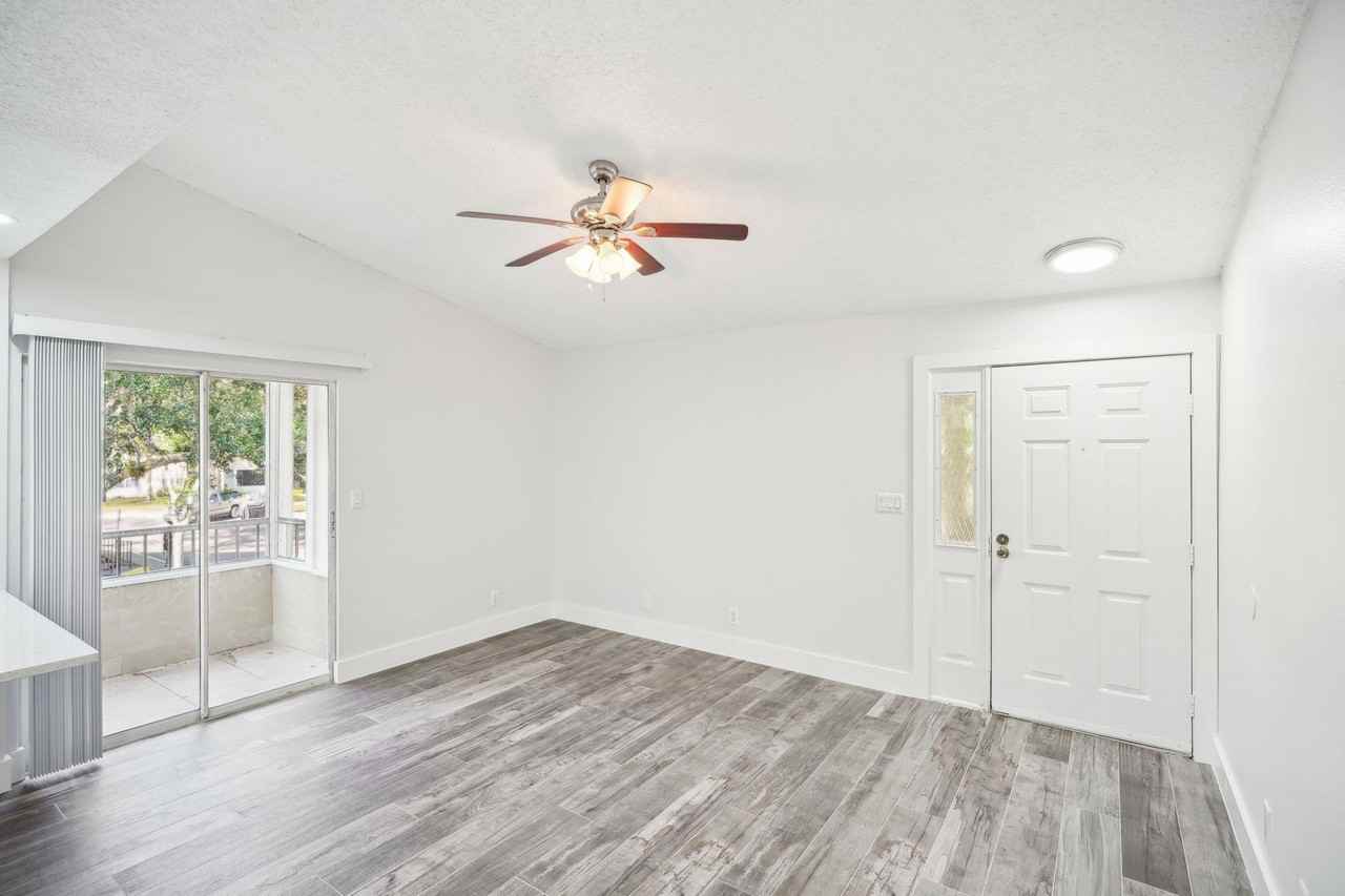 South Bay Plantation Apartments - Photo 7 of 50