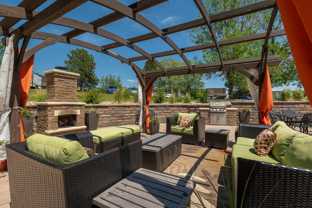 761 E Anamosa St - Photo 1 of 1