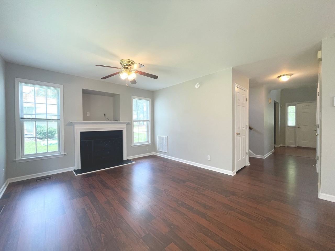 1711 Mystic Dr - Photo 6 of 41