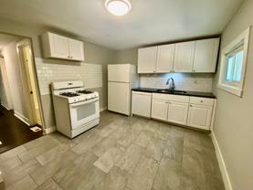 301 17th Ave Ne - Photo 1 of 1