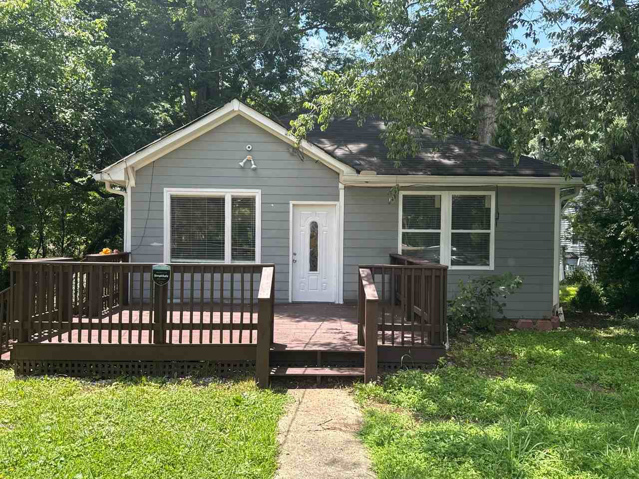 2085 Browns Mill Rd Se - Photo 4 of 50