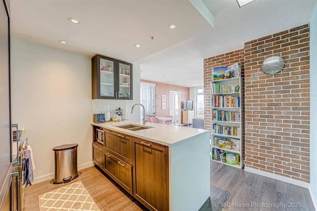 5665 Boundary Road #2604 - Photo 7 of 22