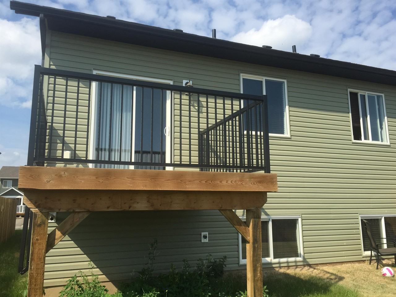 8315 87 Ave #8315 - Photo 2 of 24