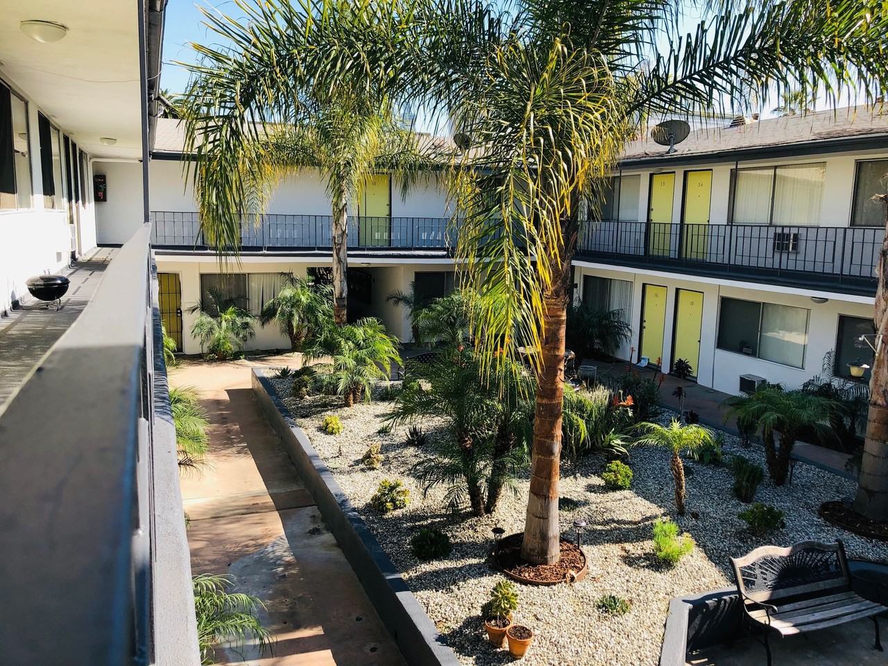 Westmont Apartments LLC - Photo 3 of 7