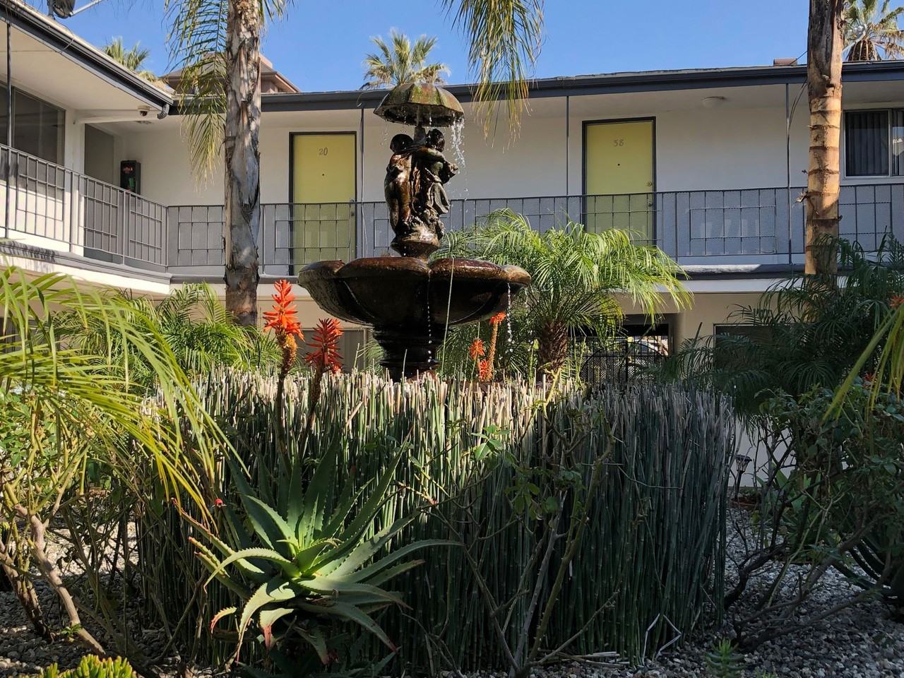 Westmont Apartments LLC - Photo 4 of 7