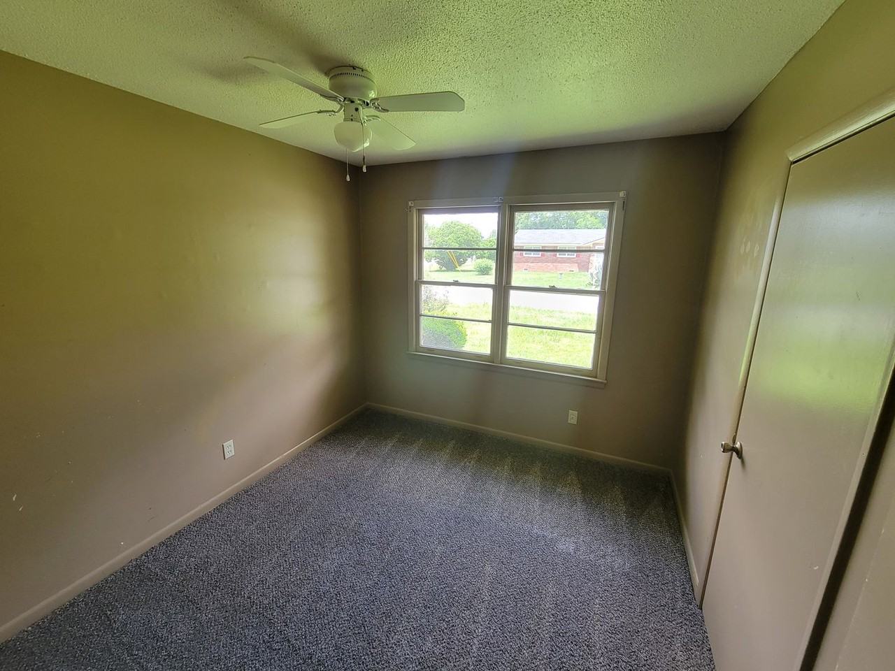 1500 Arlington Avenue - Photo 3 of 10