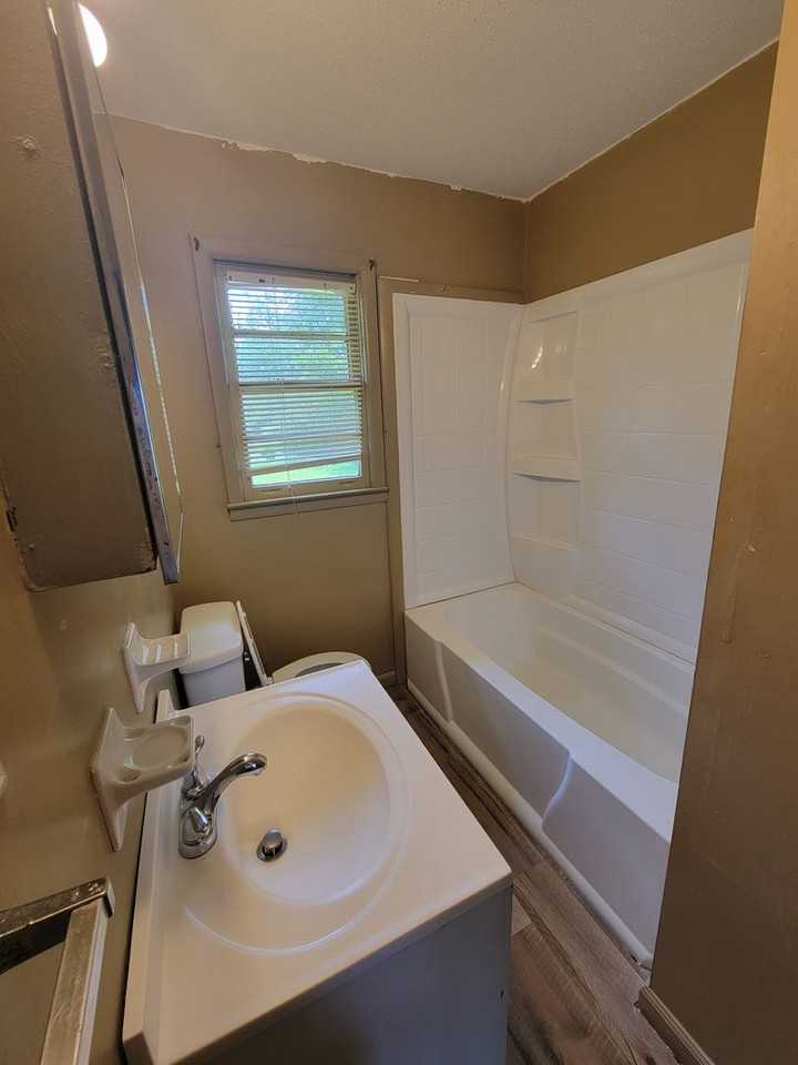 1500 Arlington Avenue - Photo 4 of 10