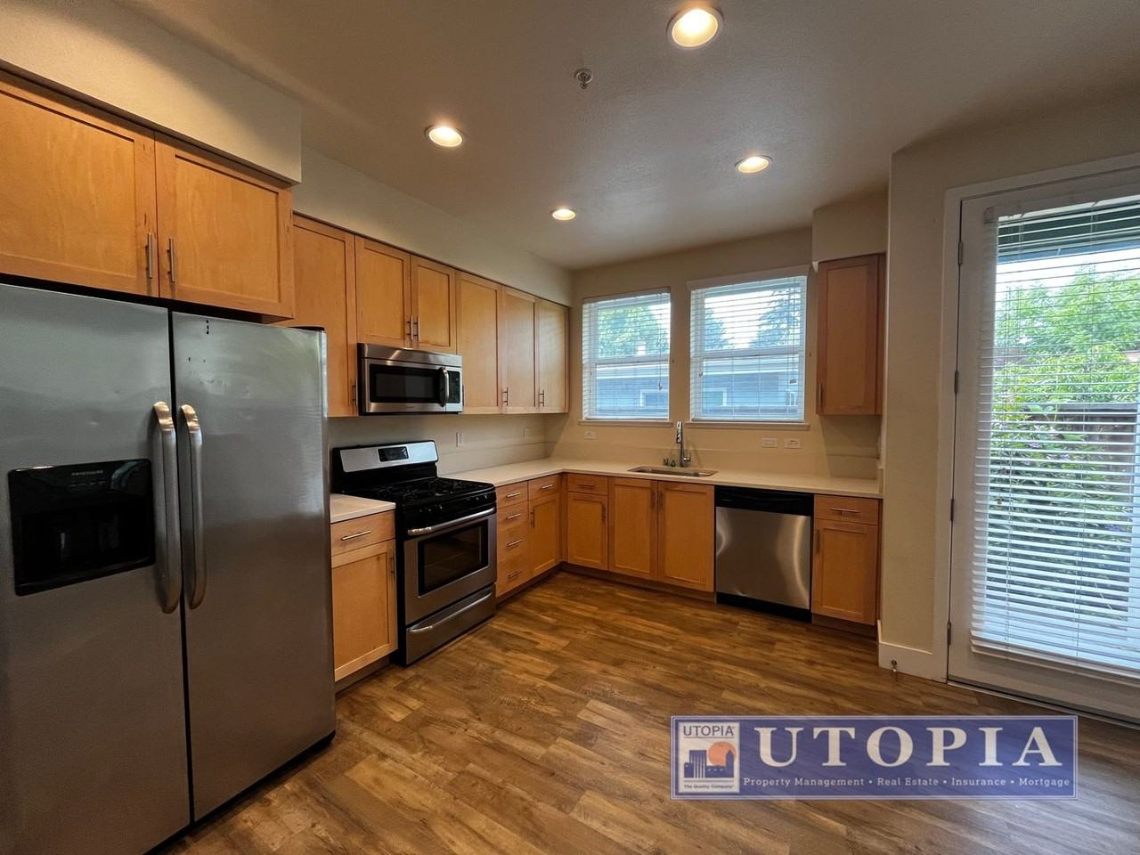113 Jacobs Ln - Photo 2 of 25