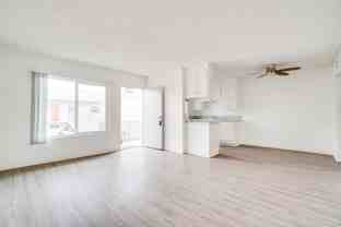 Sunset Cliffs Apartments - Photo 1 of 1
