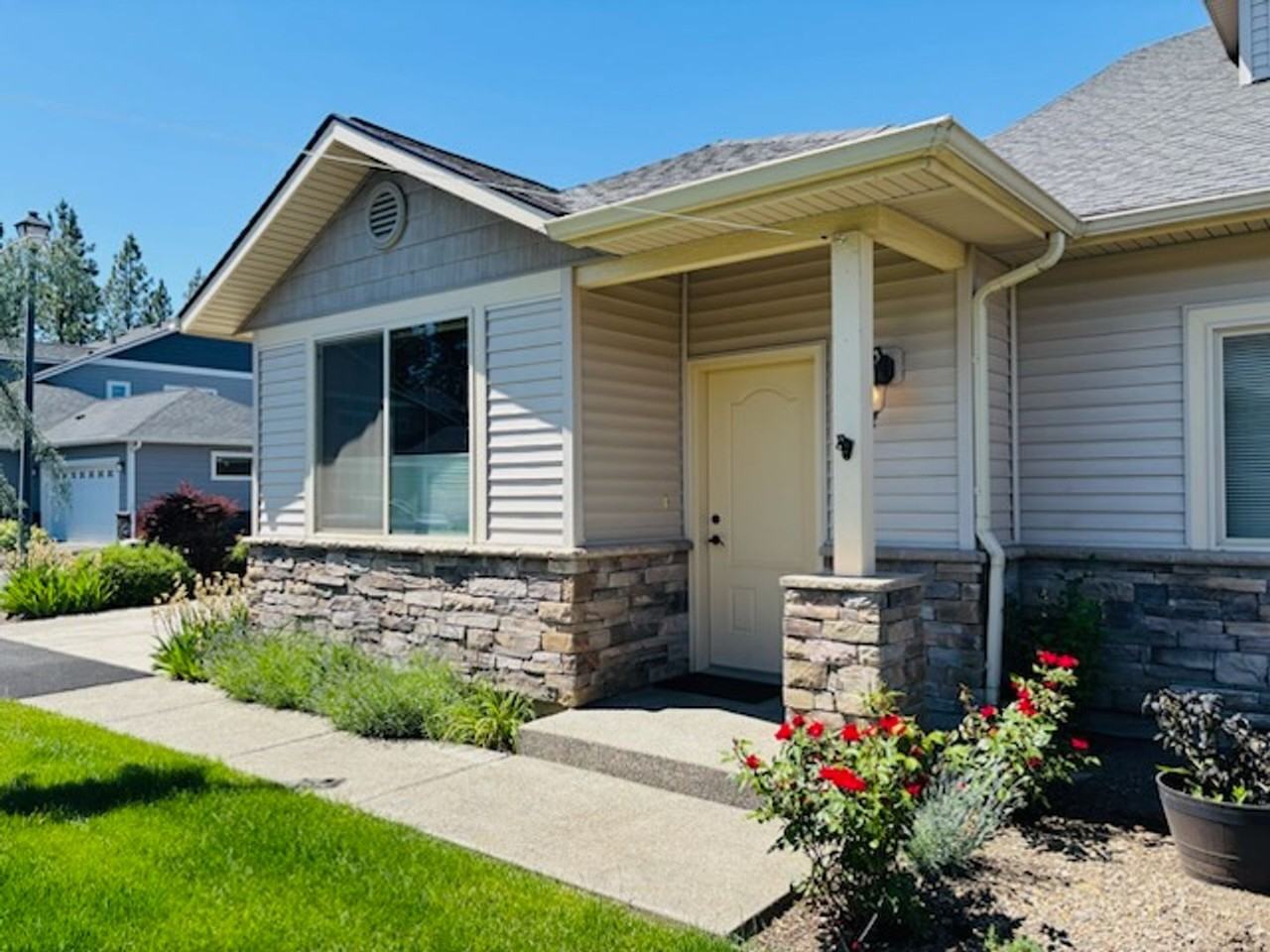 1337 E Mordyl Loop - Photo 3 of 21