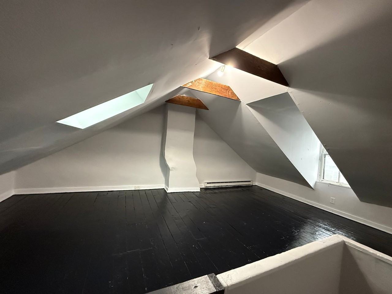 620 Lake St - Photo 5 of 12