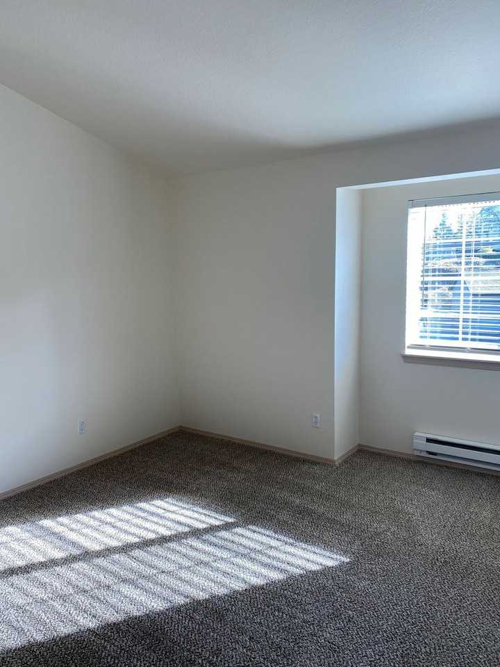 Breckenridge Heights - Photo 2 of 7